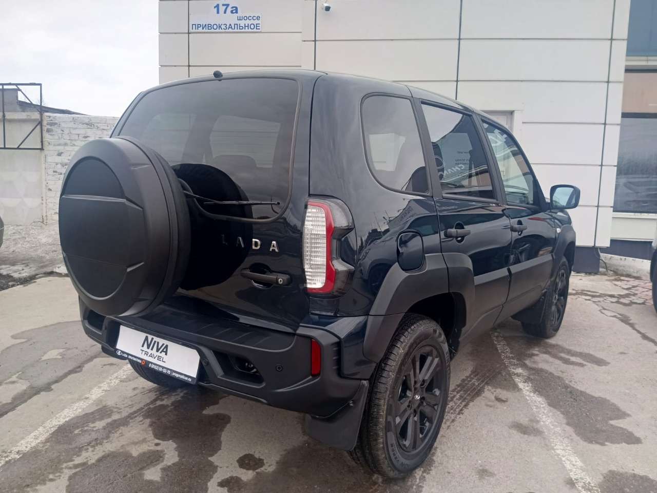 Легковой автотранспорт - Niva 1.7 MT (80 л.с.) 4WD