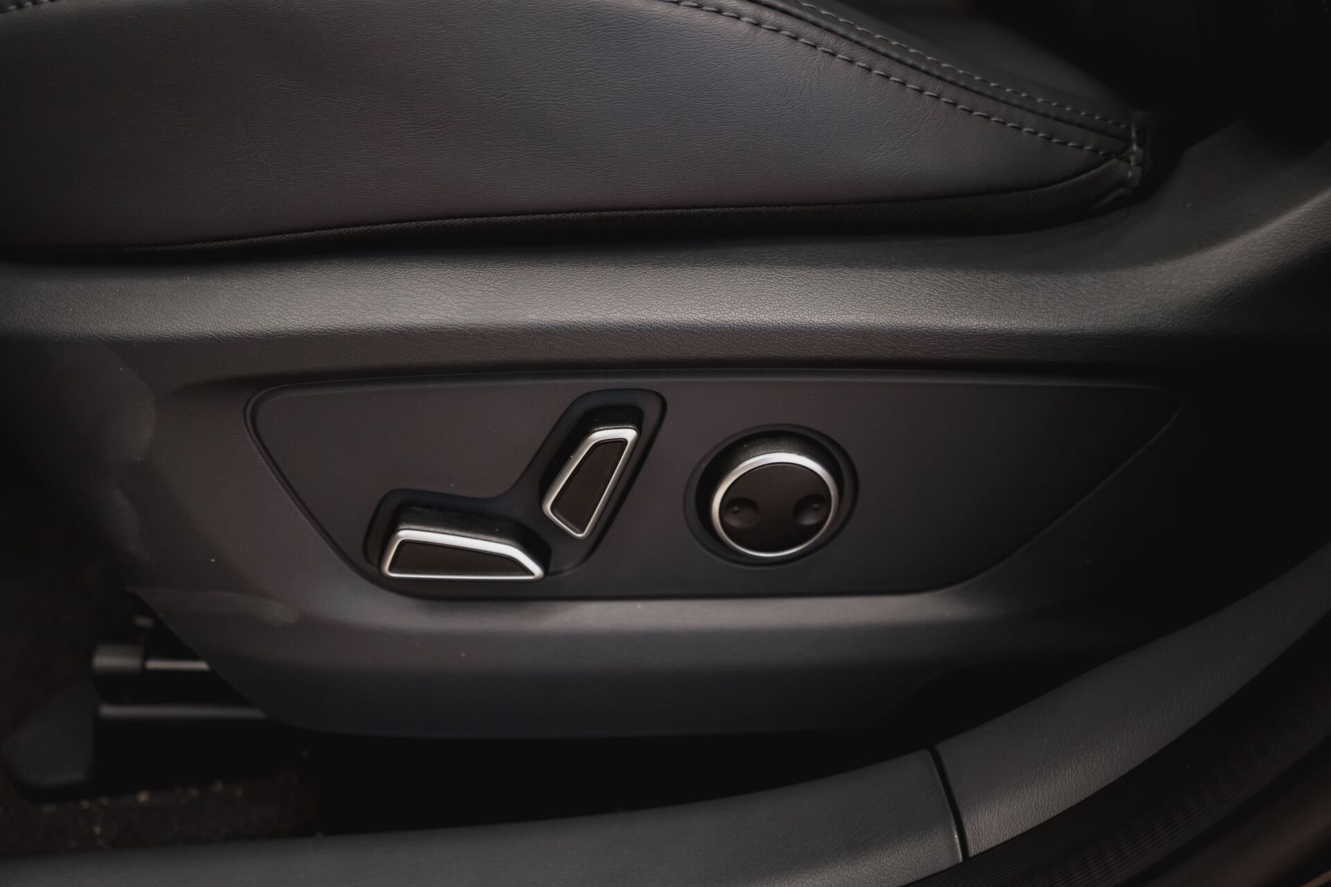 Легковой автотранспорт - CHANGAN UNI-T 1.5 AMT (167 л.с.)