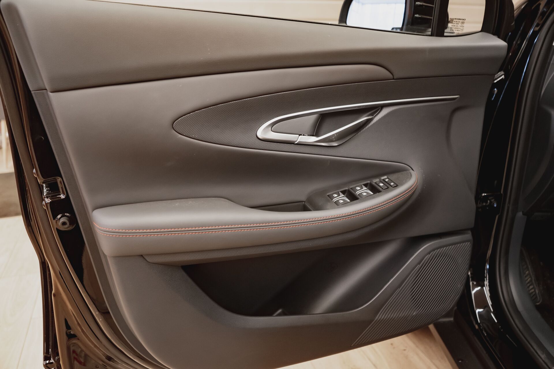 Легковой автотранспорт - CHANGAN UNI-T 1.5 AMT (167 л.с.)