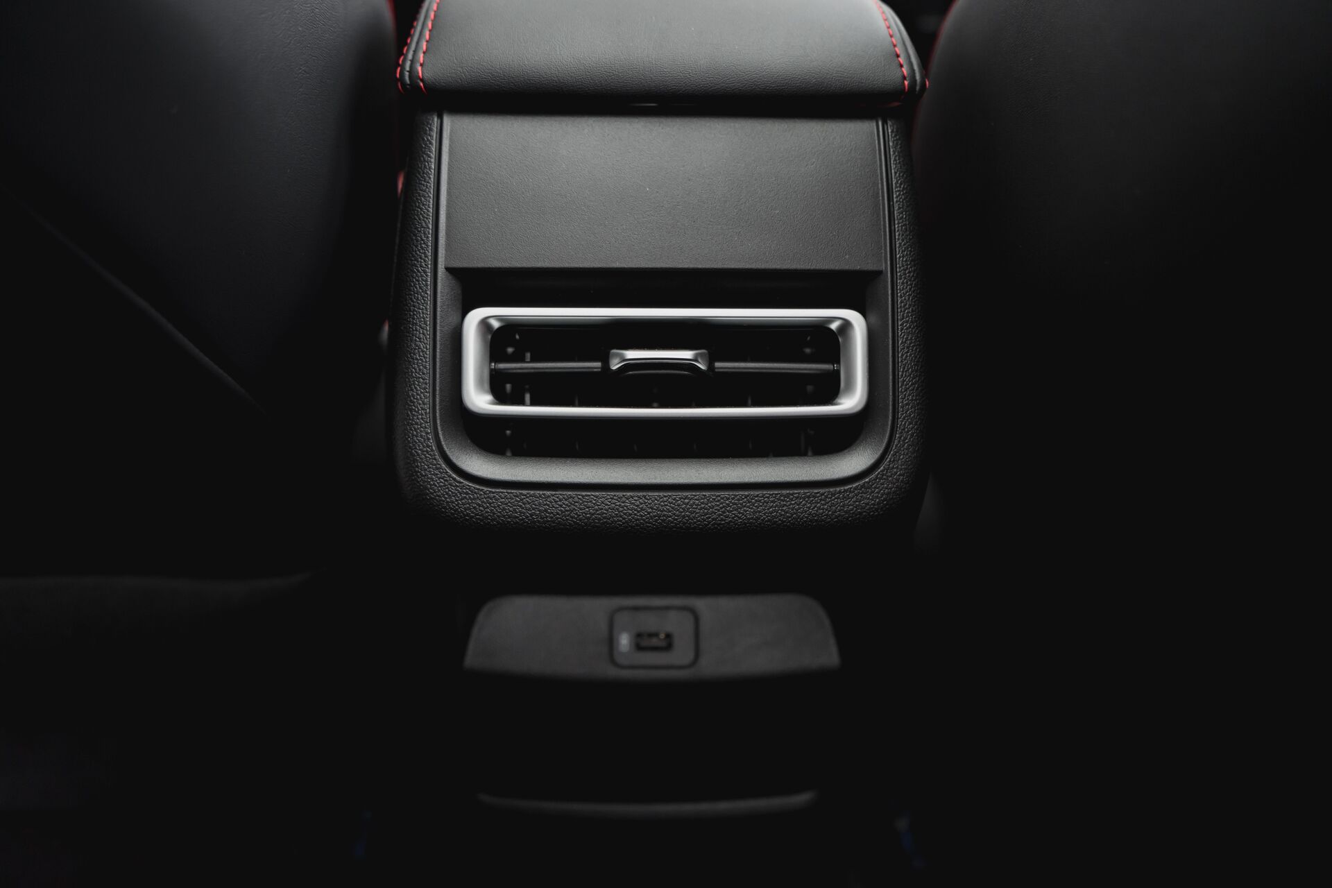 Легковой автотранспорт - CHANGAN Eado Plus 1.4 AMT (155 л.с.)