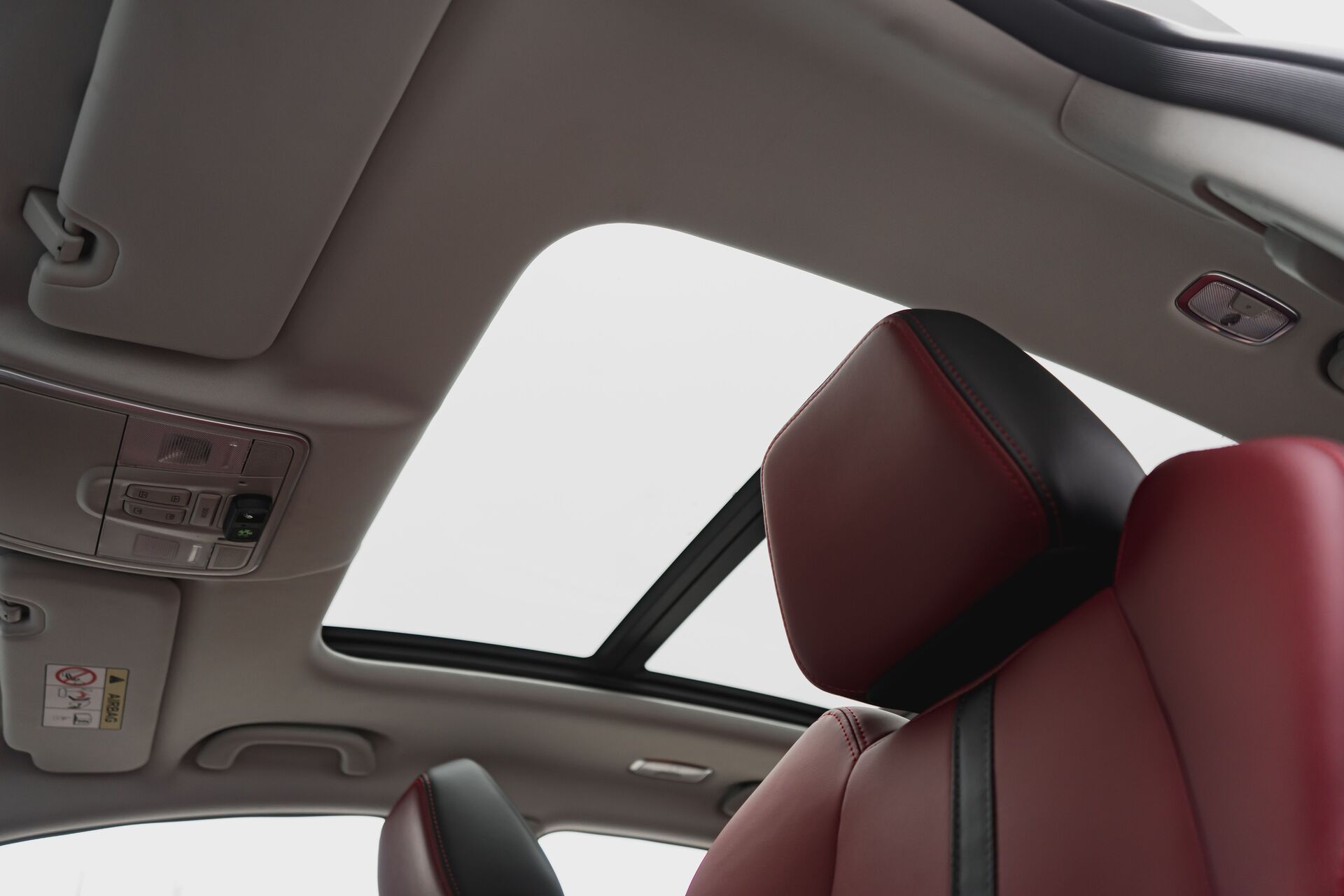 Легковой автотранспорт - CHANGAN Eado Plus 1.4 AMT (155 л.с.)