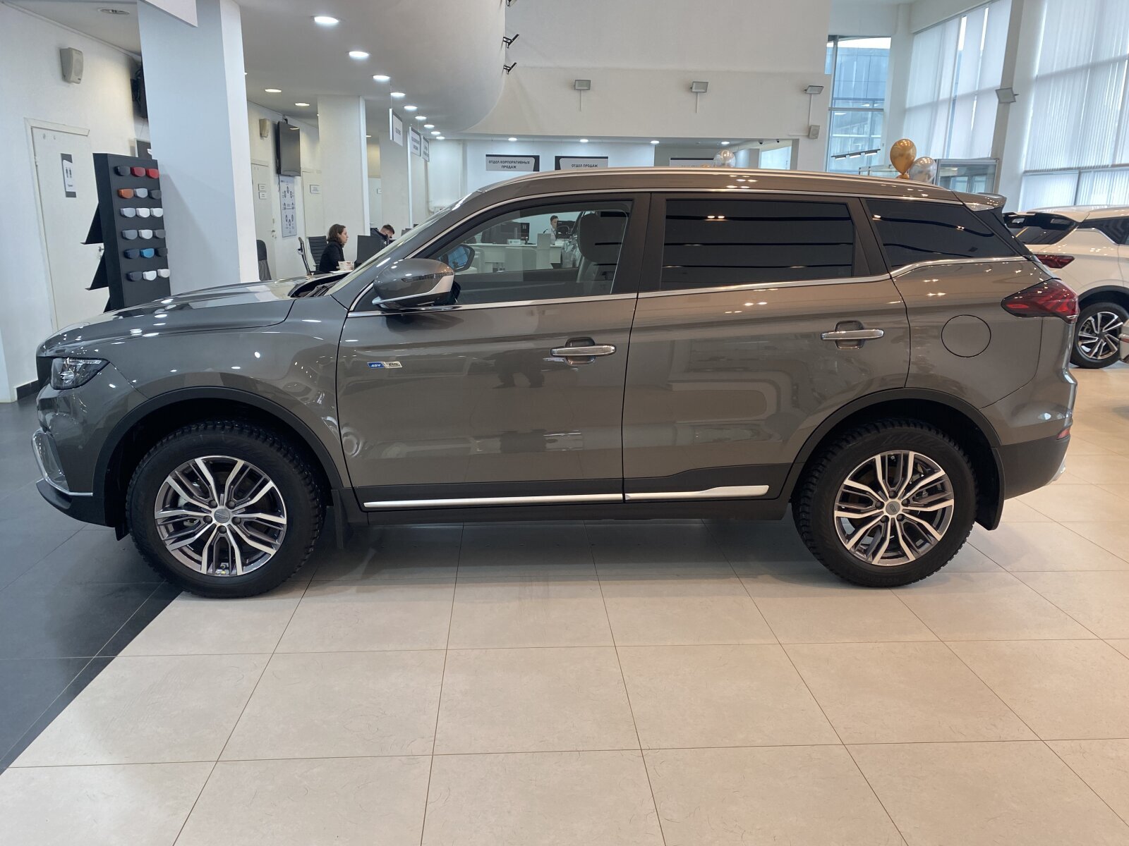 Легковой автотранспорт - GEELY Atlas Pro 