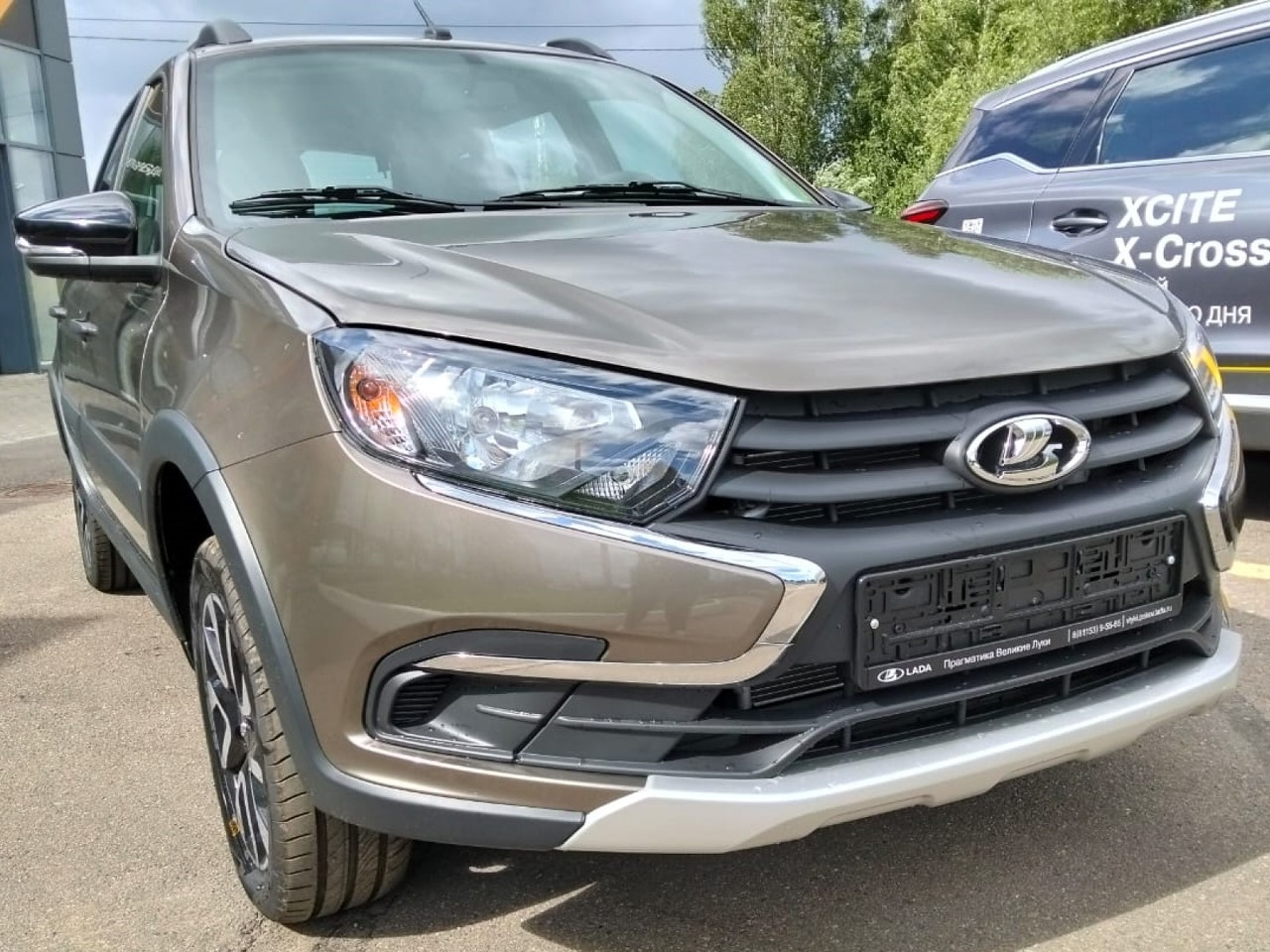 Легковой автотранспорт - LADA Granta Cross 1.6 MT (106 л.с.)