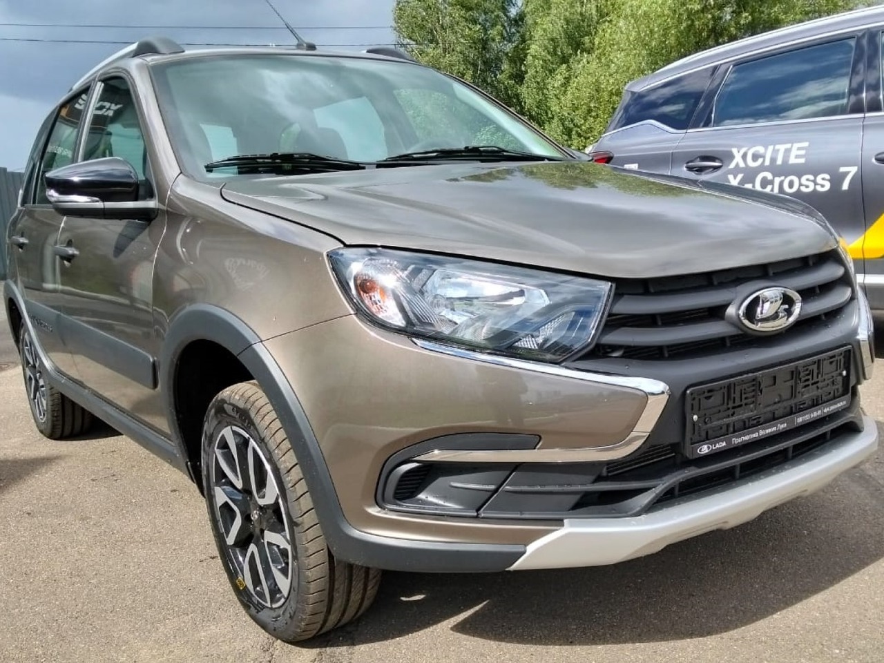 Легковой автотранспорт - LADA Granta Cross 1.6 MT (106 л.с.)