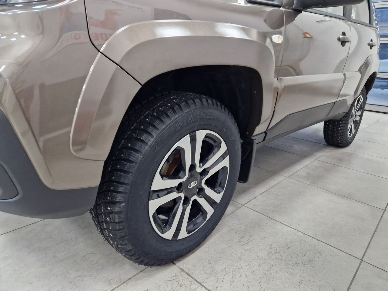 Легковой автотранспорт - LADA Niva Travel 1.7 MT (83 л.с.) 4WD