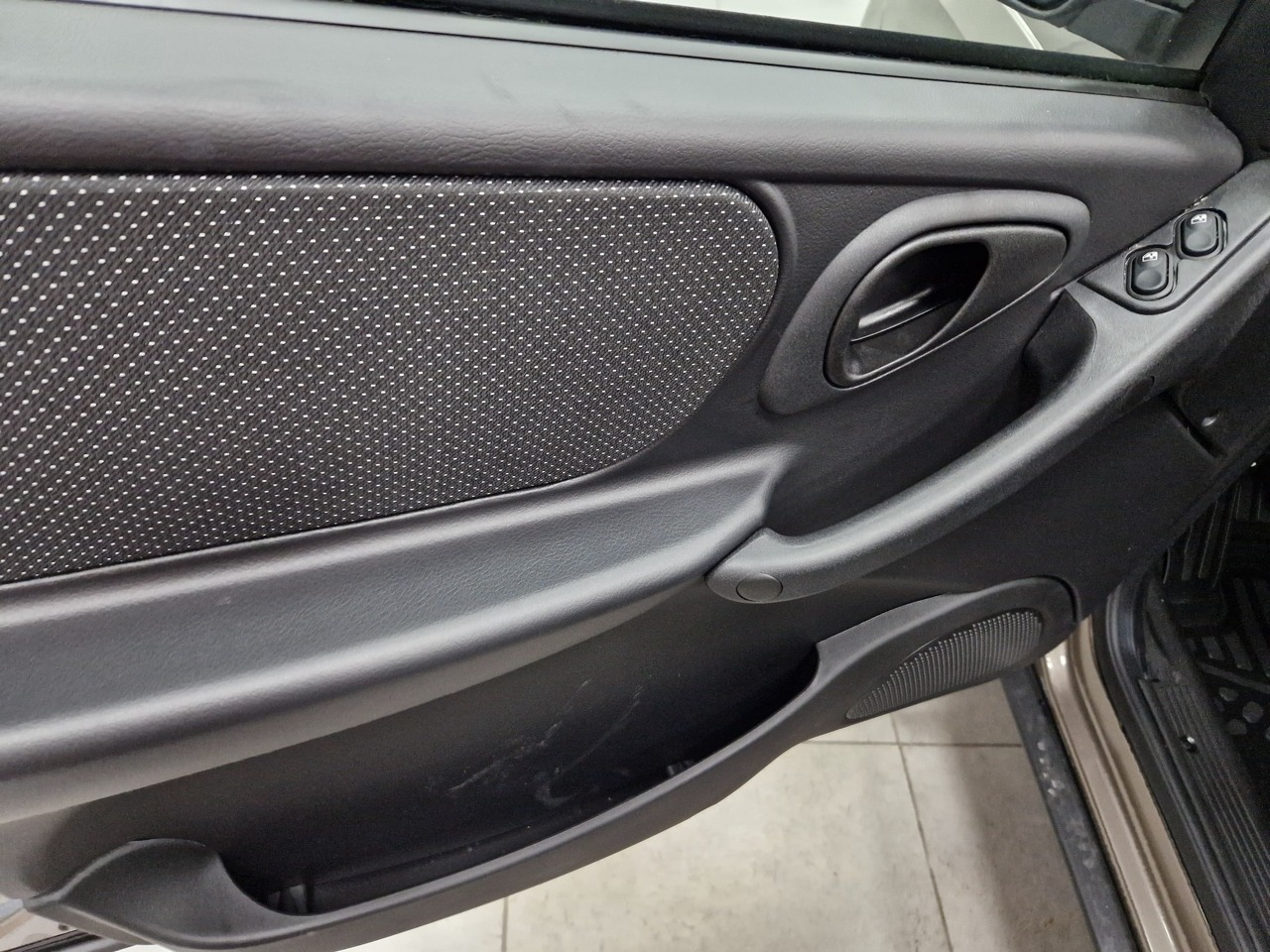 Легковой автотранспорт - LADA Niva Travel 1.7 MT (83 л.с.) 4WD