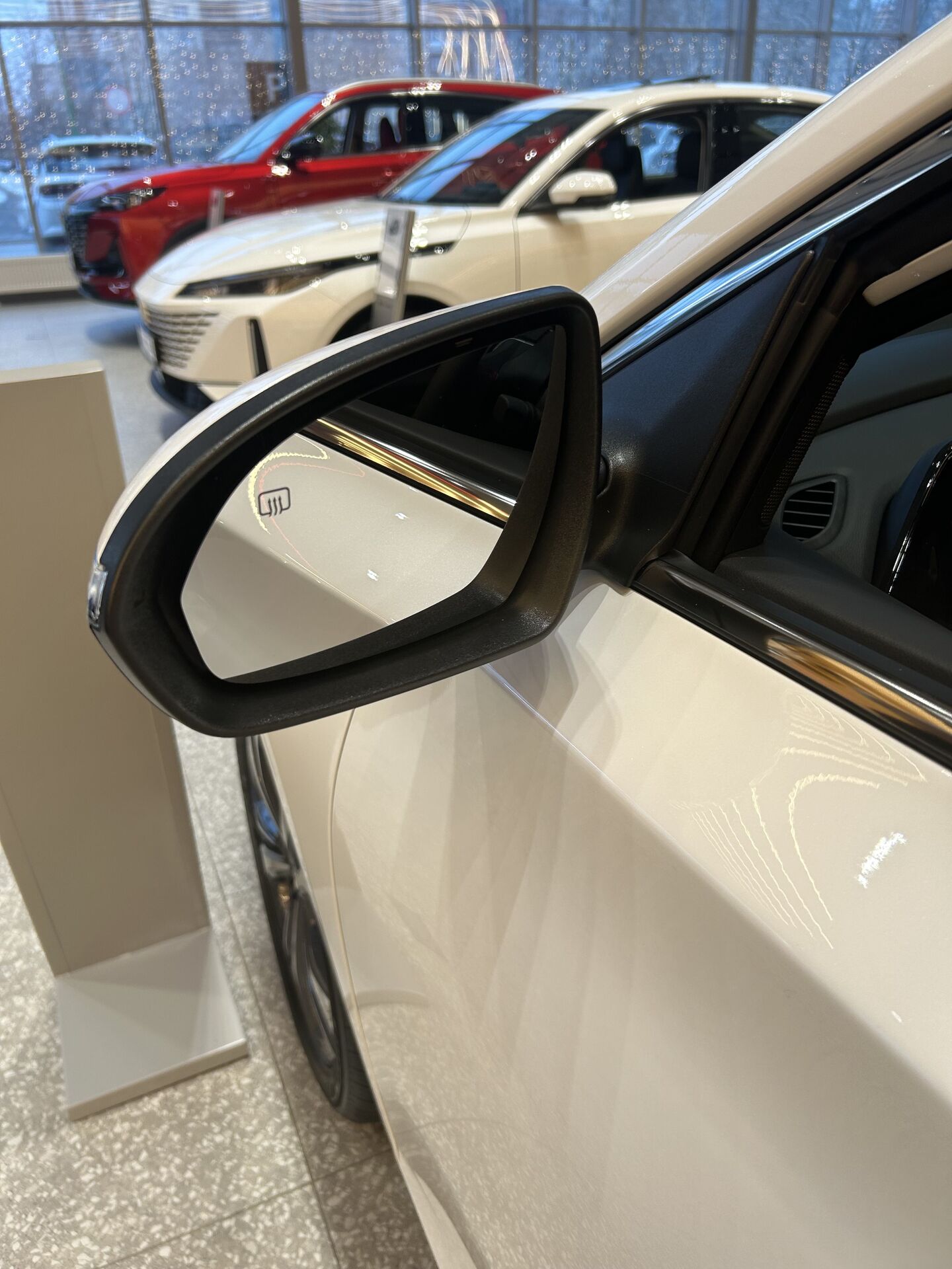 Легковой автотранспорт - CHANGAN Eado Plus 1.4 AMT (155 л.с.)