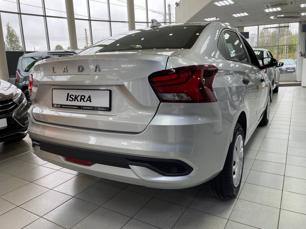 Легковой автотранспорт - LADA Iskra 1.6 CVT (106 л.с.)