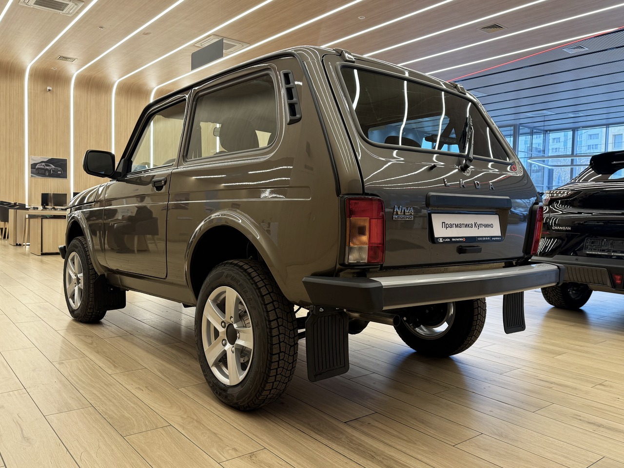 Легковой автотранспорт - LADA Niva Legend 1.7 MT (83 л.с.) 4WD