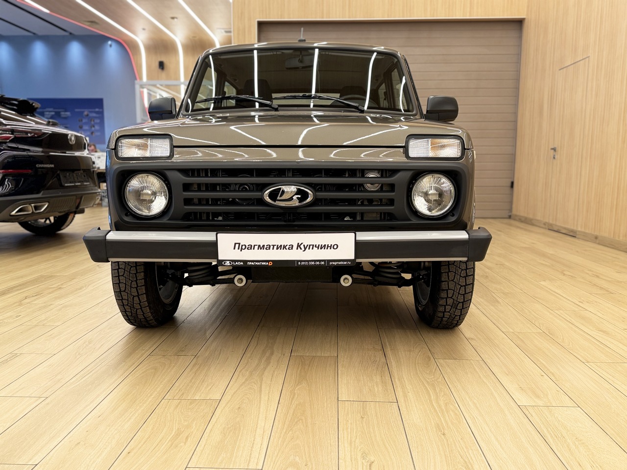 Легковой автотранспорт - LADA Niva Legend 1.7 MT (83 л.с.) 4WD