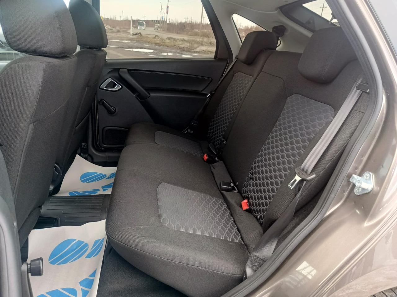 Легковой автотранспорт - LADA Granta 1.6 MT (90 л.с.)