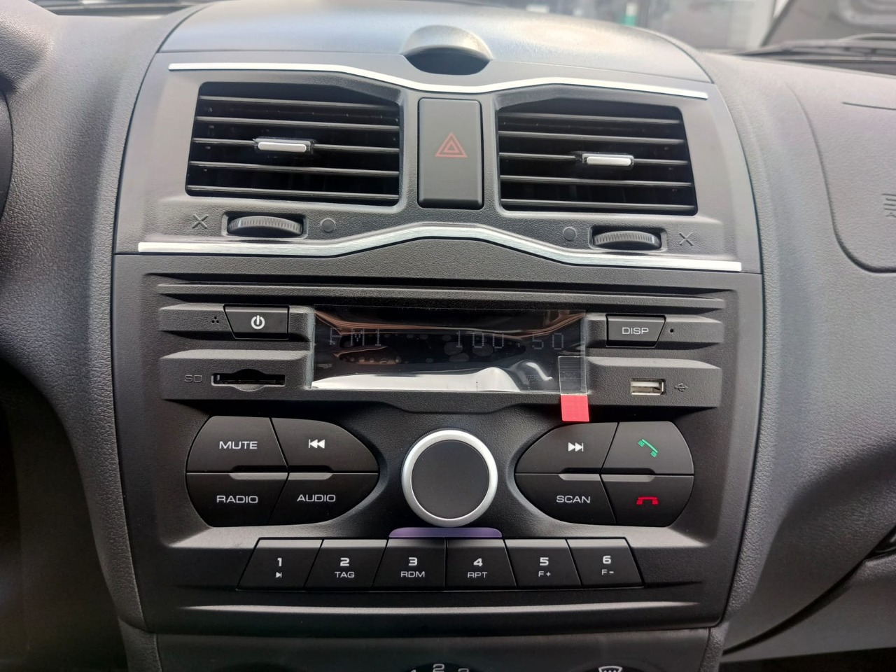 Легковой автотранспорт - LADA Granta 1.6 MT (90 л.с.)