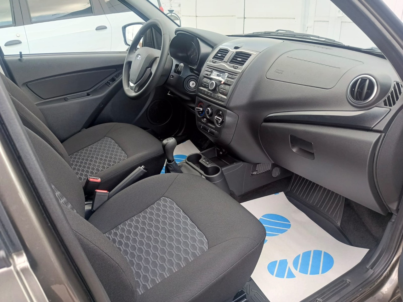 Легковой автотранспорт - LADA Granta 1.6 MT (90 л.с.)