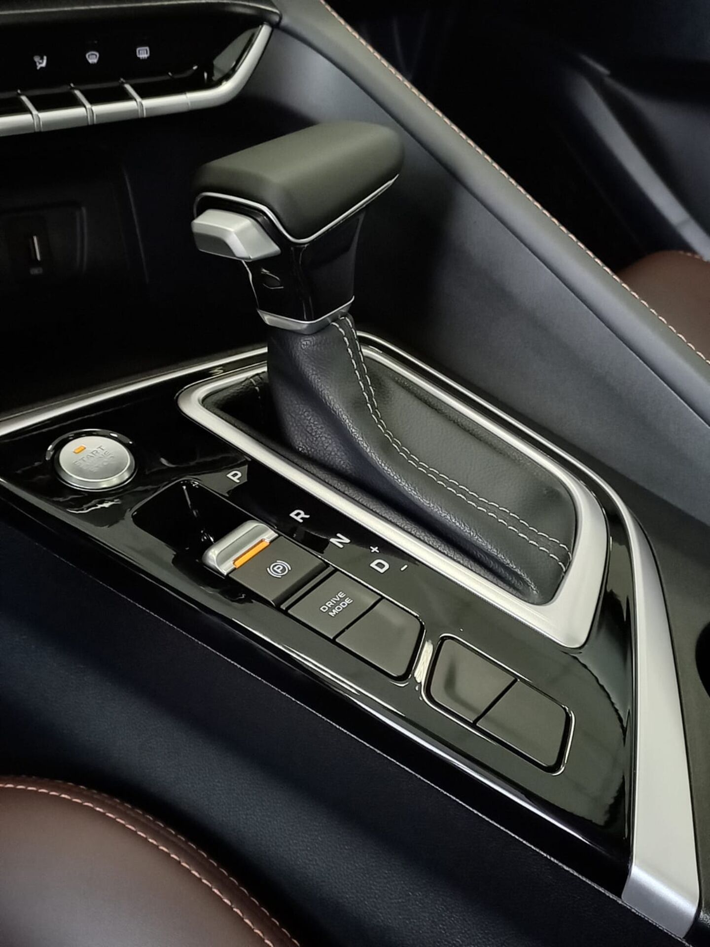 Легковой автотранспорт - CHANGAN Eado Plus 1.4 AMT (155 л.с.)