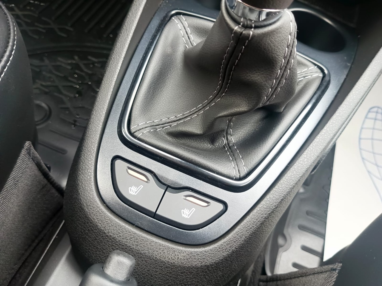 Легковой автотранспорт - Vesta Cross 1.6 MT (106 л.с.)