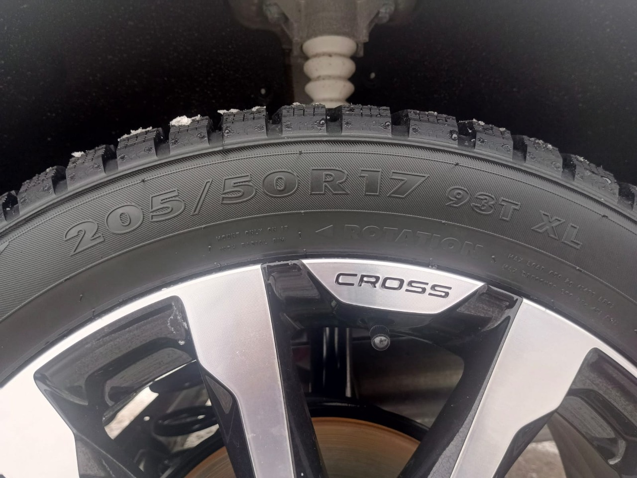 Легковой автотранспорт - Vesta Cross 1.6 MT (106 л.с.)