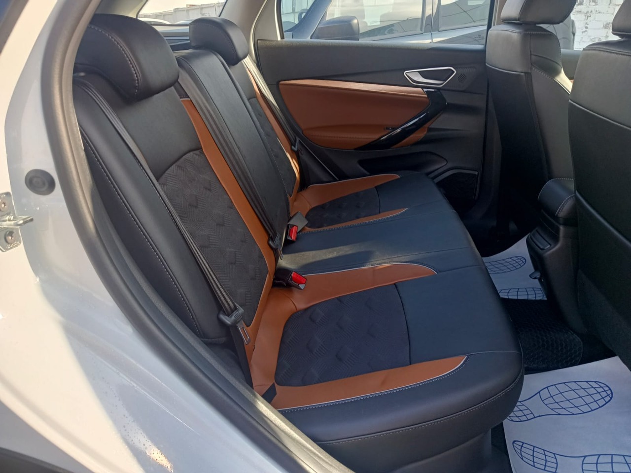 Легковой автотранспорт - Vesta SW Cross 1.8 CVT (122 л.с.)