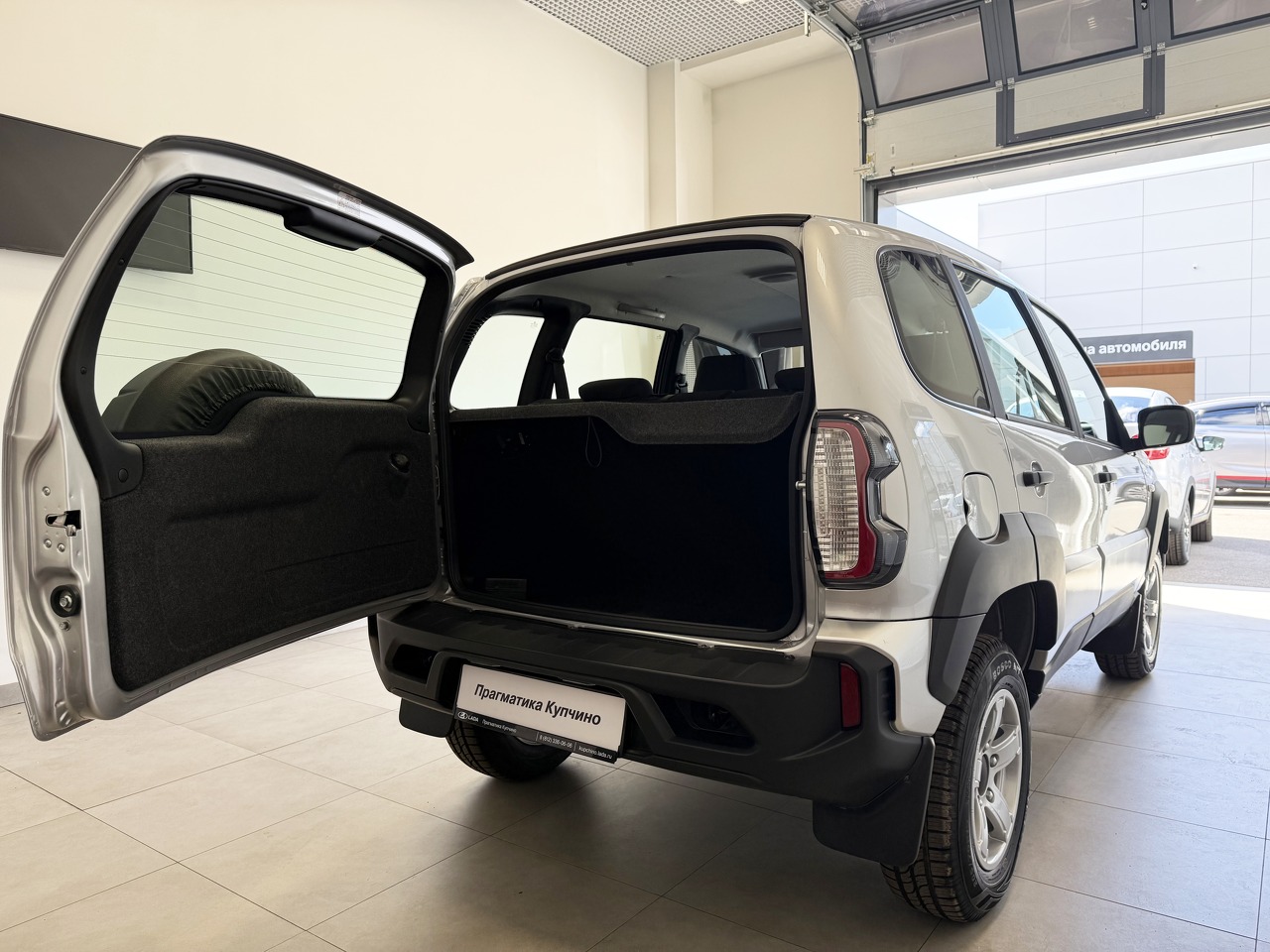 Легковой автотранспорт - LADA Niva Travel 1.7 MT (83 л.с.) 4WD