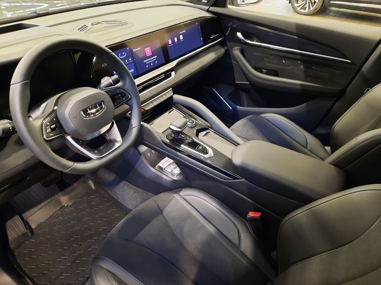 Легковой автотранспорт - GEELY Monjaro 