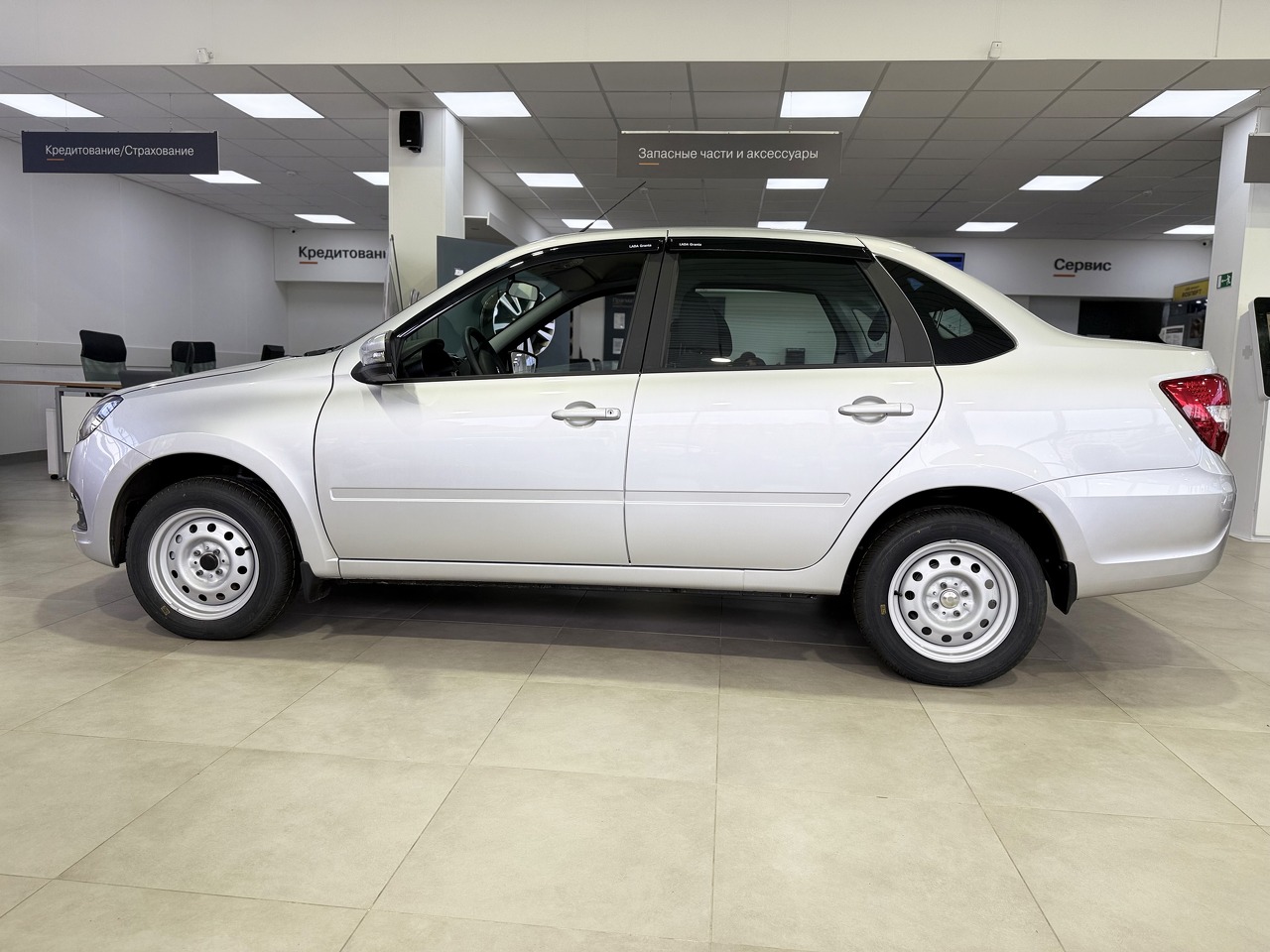 Легковой автотранспорт - LADA Granta 1.6 MT (90 л.с.)