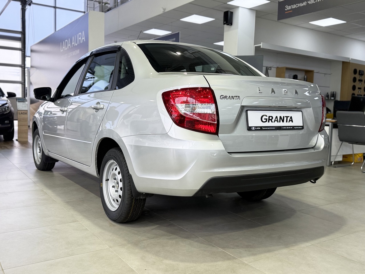 Легковой автотранспорт - LADA Granta 1.6 MT (90 л.с.)