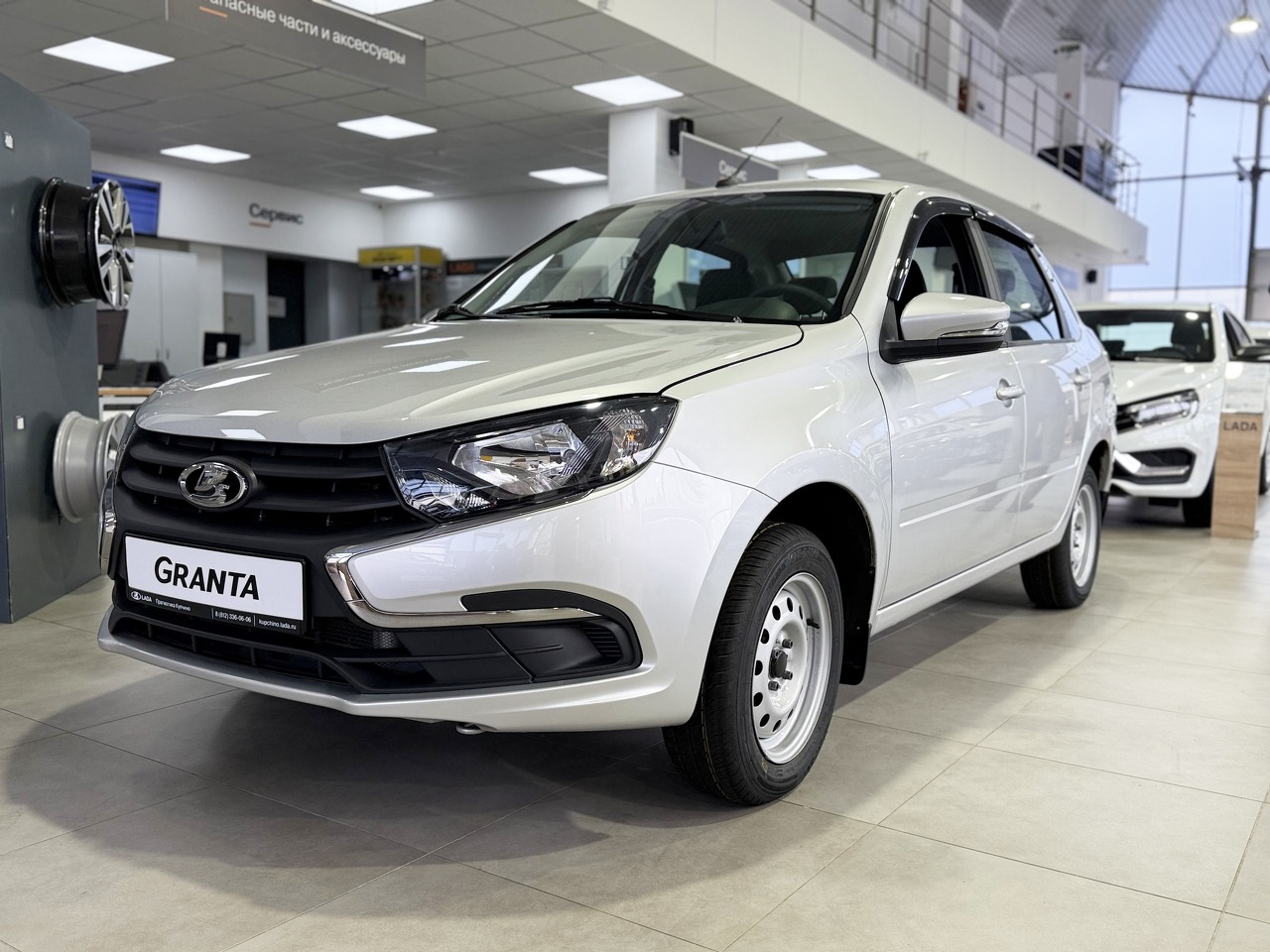 Легковой автотранспорт - LADA Granta 1.6 MT (90 л.с.)
