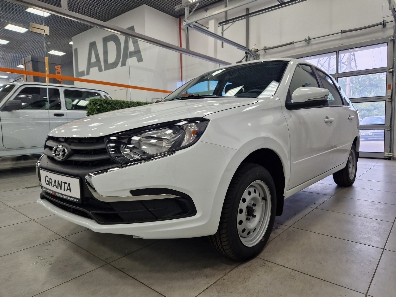 Легковой автотранспорт - LADA Granta 1.6 MT (90 л.с.)