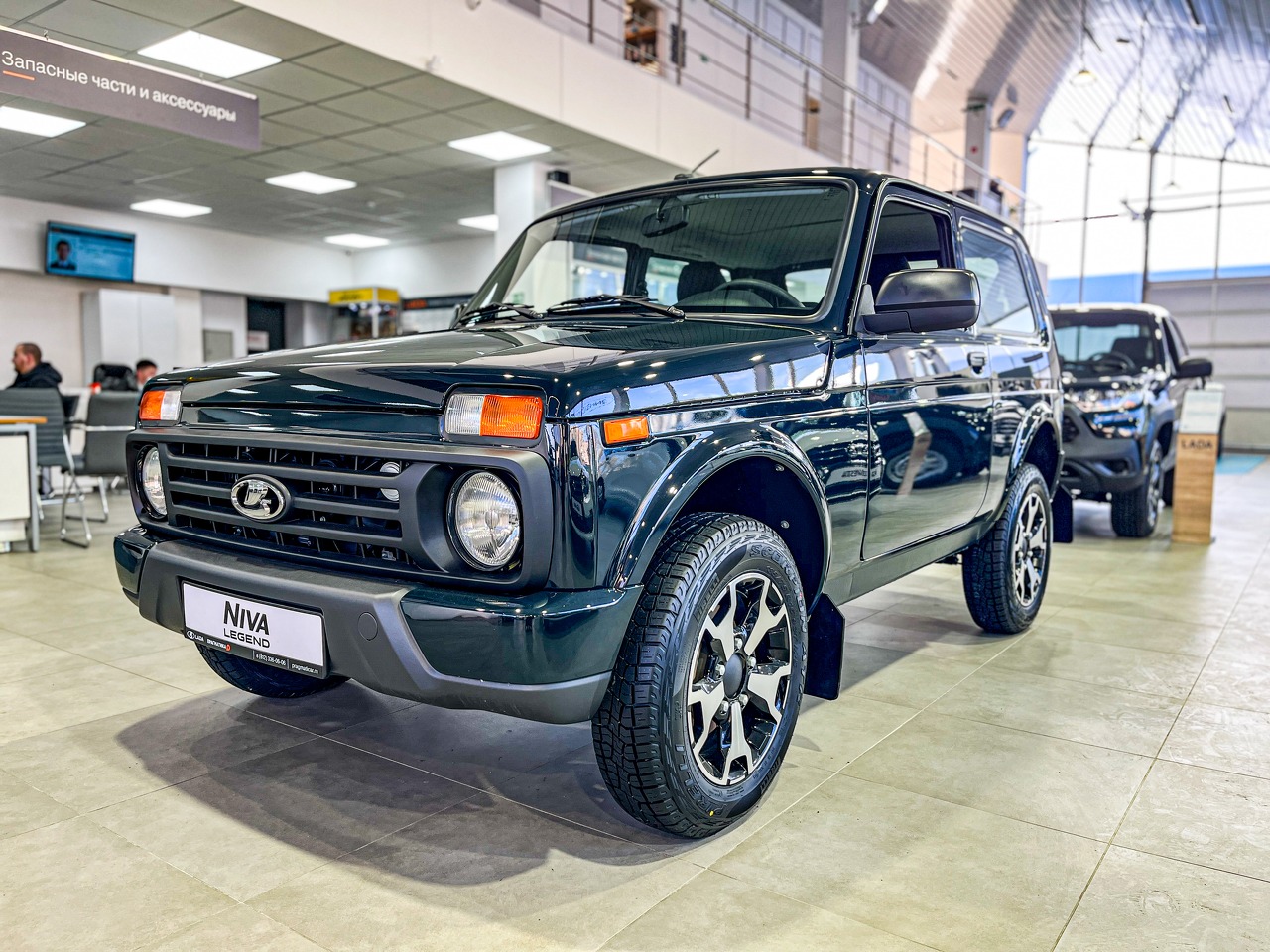 Легковой автотранспорт - Niva Legend 1.7 MT (83 л.с.) 4WD