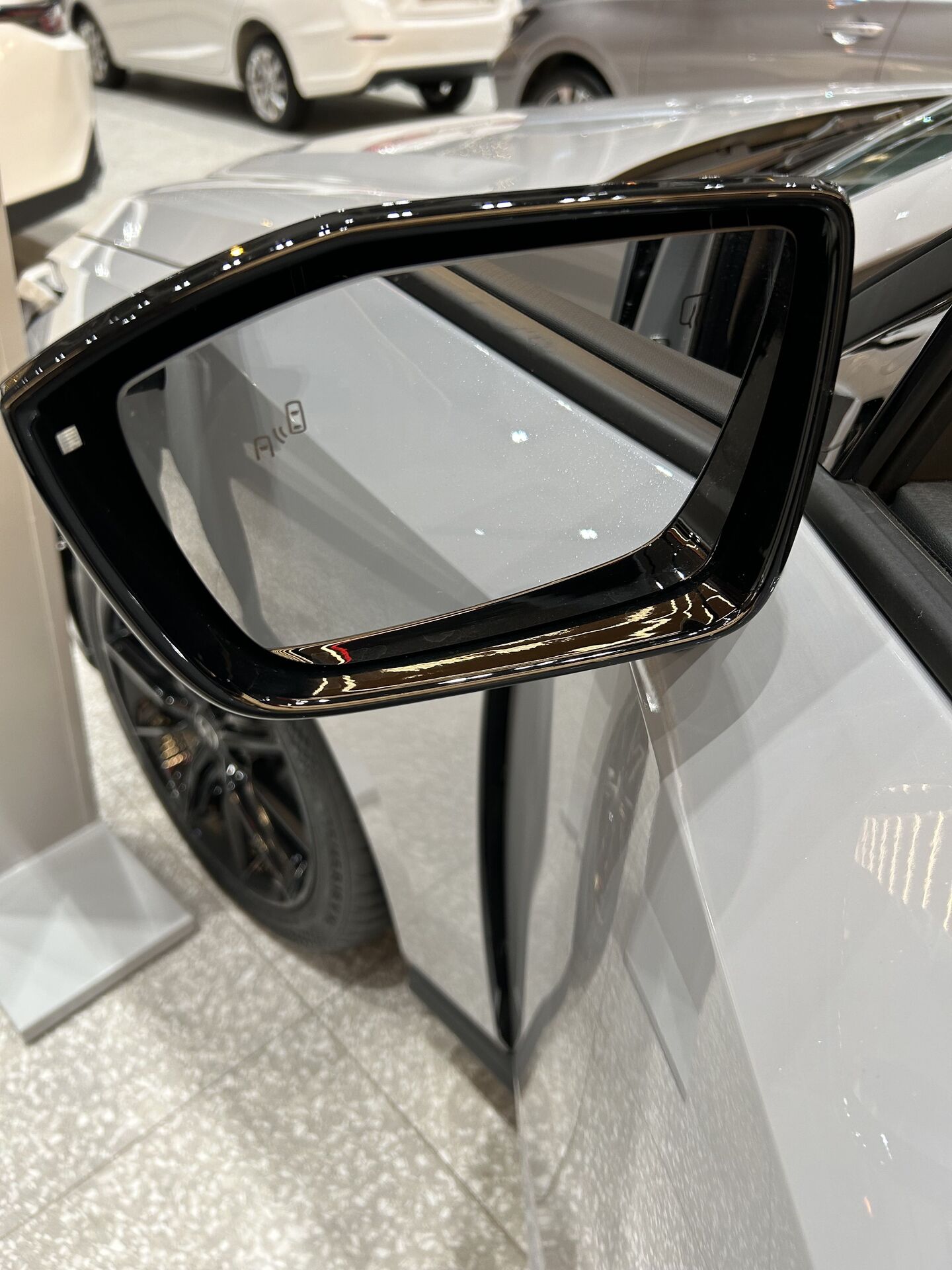 Легковой автотранспорт - CHANGAN UNI-V 1.5 AMT (181 л.с.)