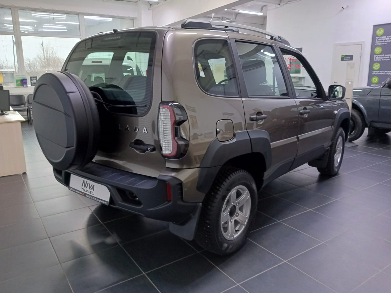 Легковой автотранспорт - LADA Niva Travel 1.7 MT (83 л.с.) 4WD