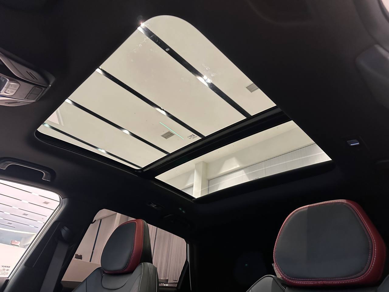 Легковой автотранспорт - GEELY Coolray 