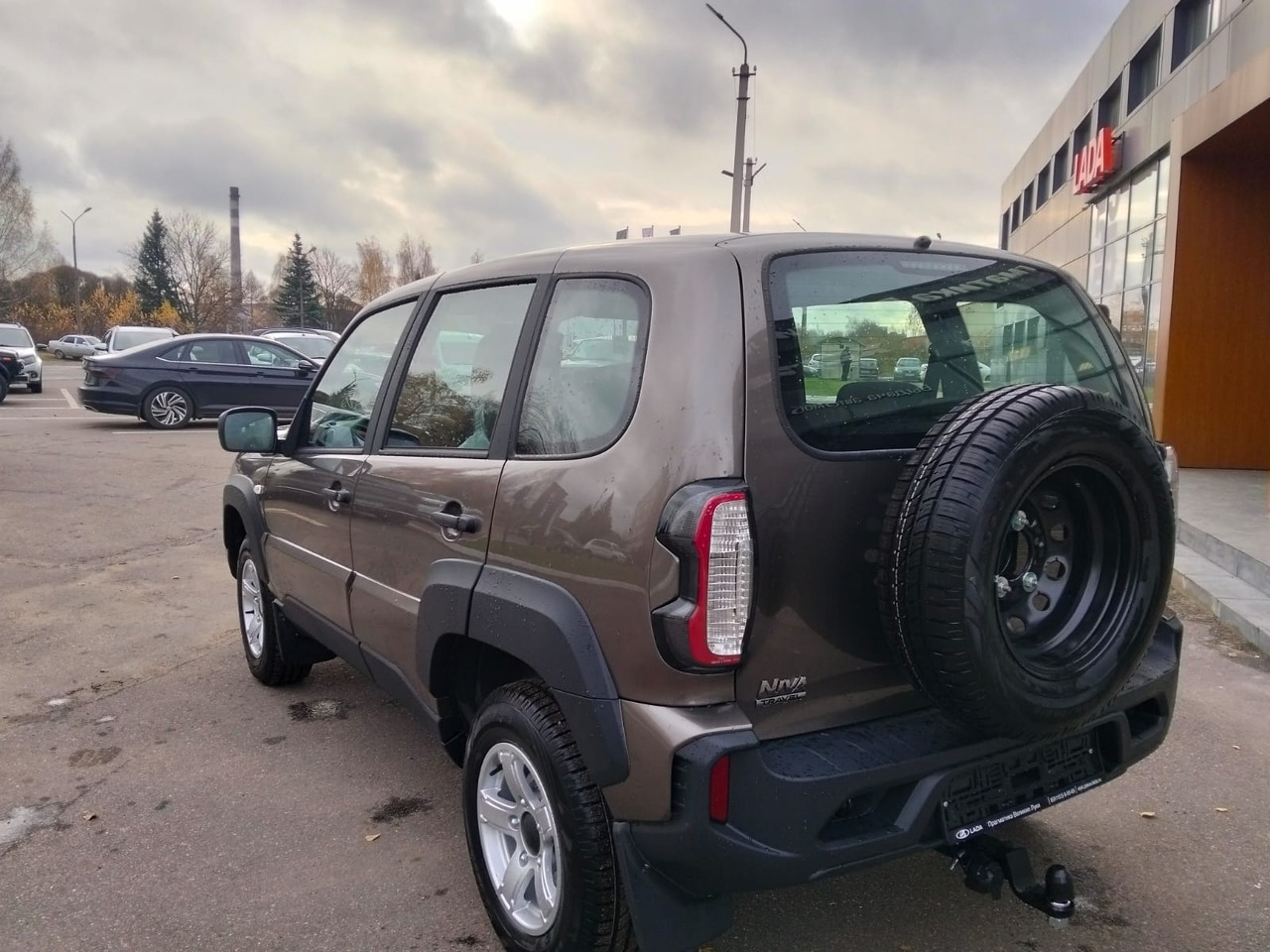 Легковой автотранспорт - LADA Niva Travel 1.7 MT (83 л.с.) 4WD