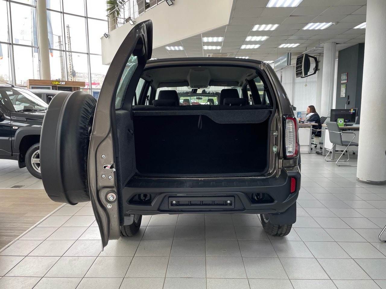 Легковой автотранспорт - LADA Niva Travel 1.7 MT (83 л.с.) 4WD