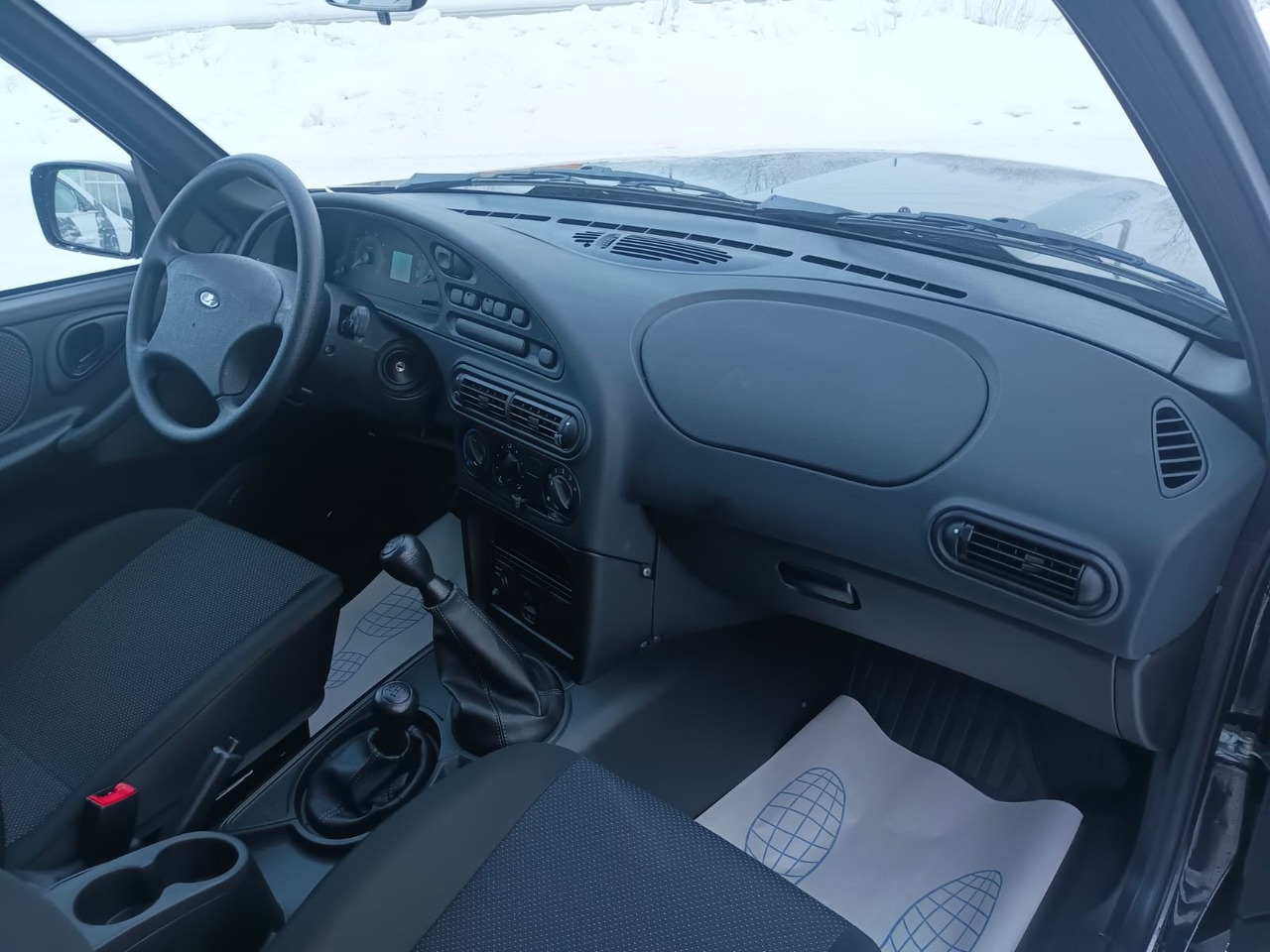 Легковой автотранспорт - Niva 1.7 MT (80 л.с.) 4WD