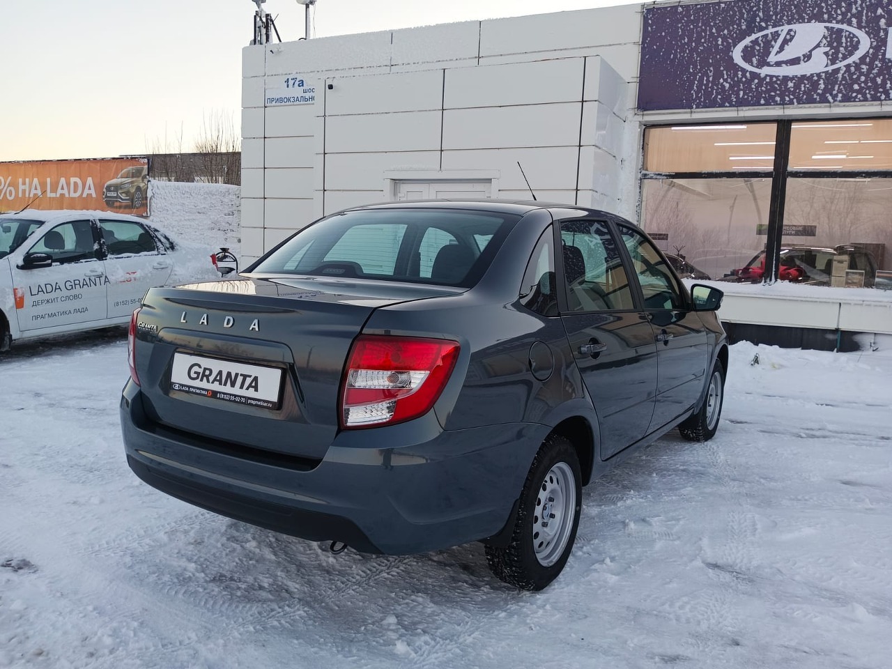 Легковой автотранспорт - LADA Granta 1.6 MT (90 л.с.)