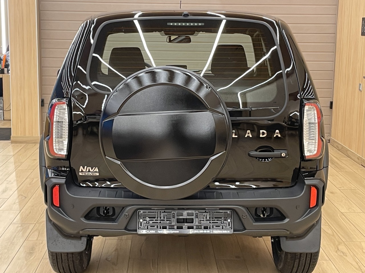 Легковой автотранспорт - LADA Niva Travel 1.7 MT (83 л.с.) 4WD