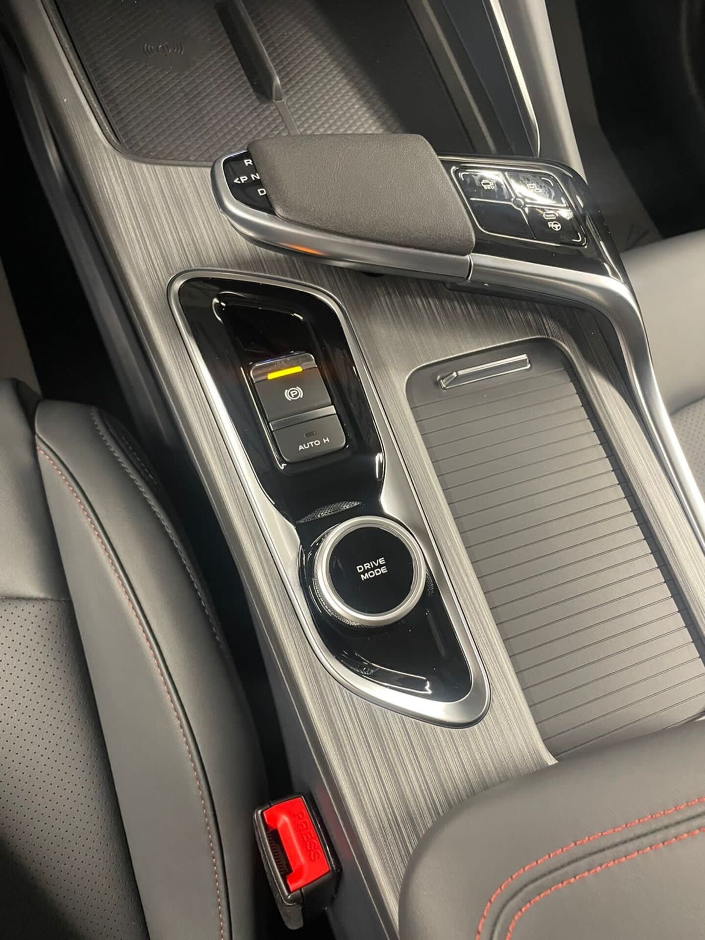 Легковой автотранспорт - CHANGAN UNI-T 1.5 AMT (167 л.с.)