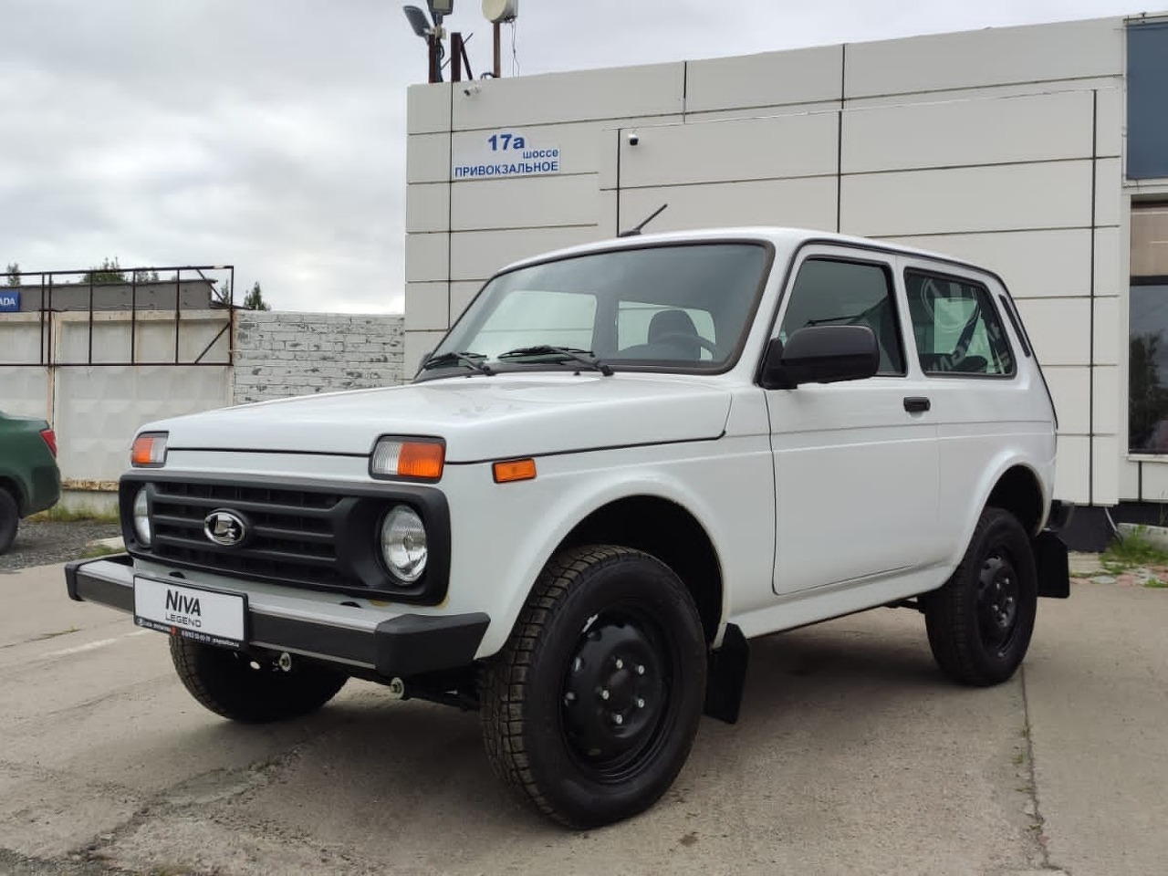 Легковой автотранспорт - LADA Niva Legend 1.7 MT (83 л.с.) 4WD
