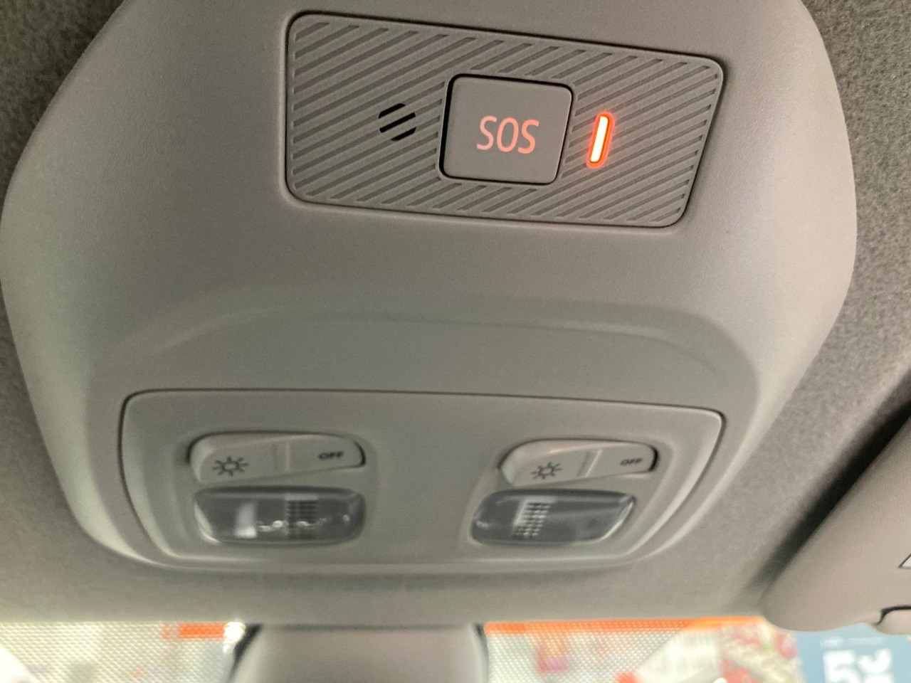 Легковой автотранспорт - LADA Largus 1.6 MT (106 л.с.)