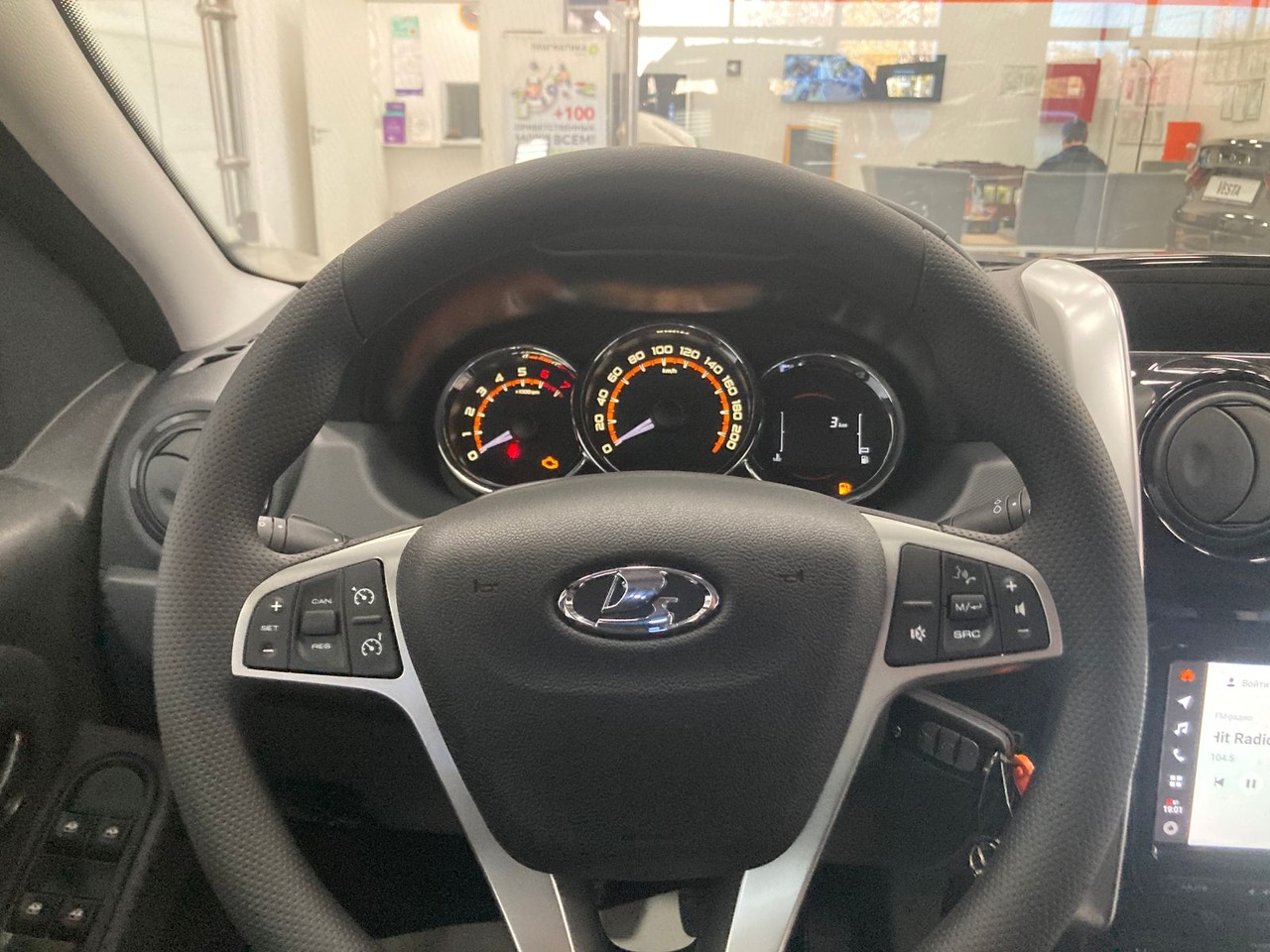 Легковой автотранспорт - LADA Largus 1.6 MT (106 л.с.)