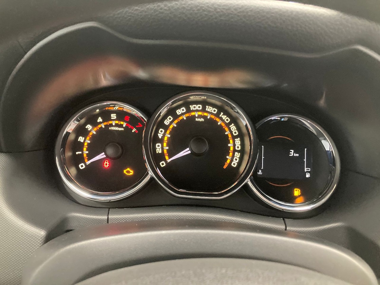 Легковой автотранспорт - LADA Largus 1.6 MT (106 л.с.)