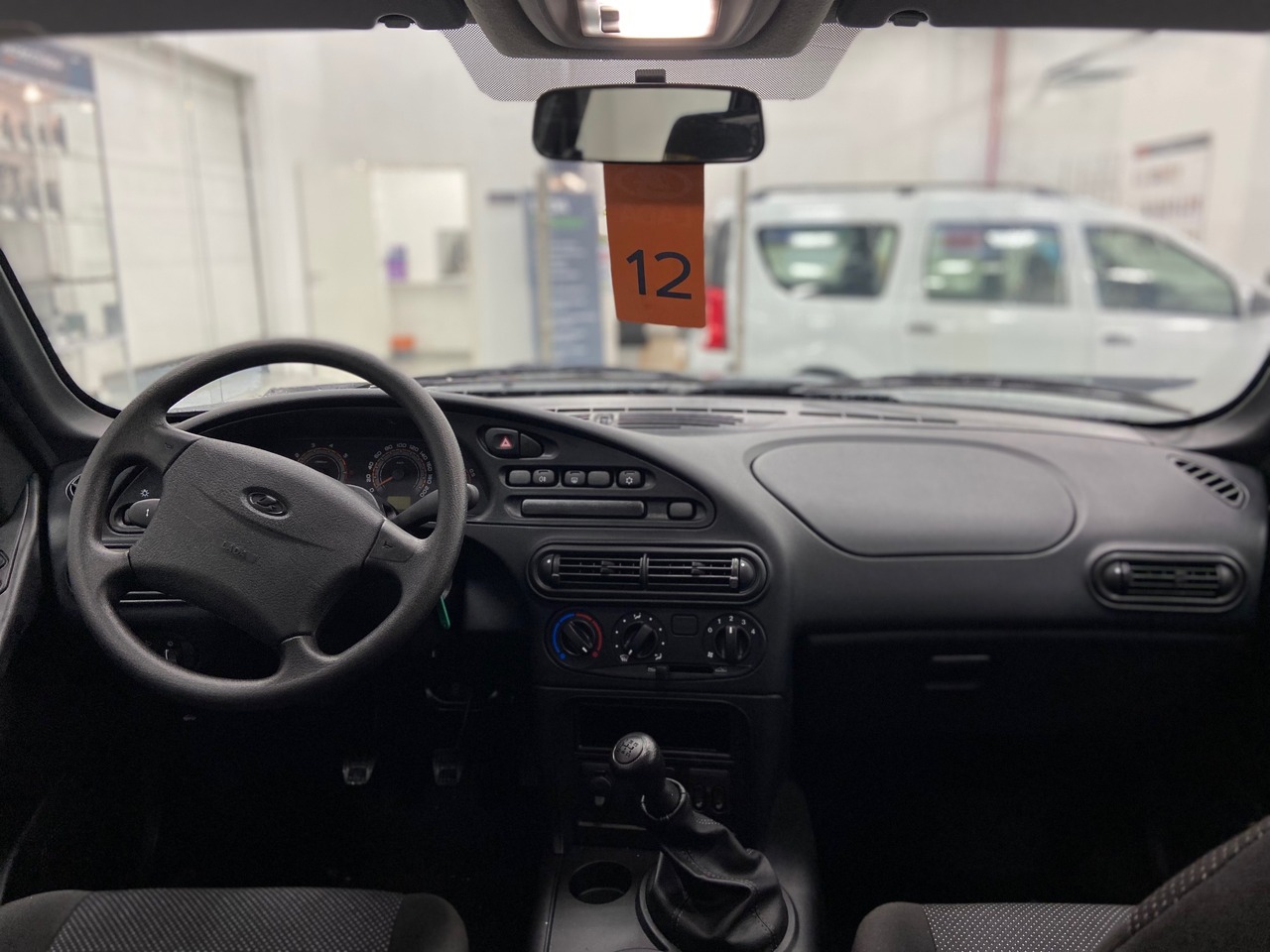 Легковой автотранспорт - Niva 1.7 MT (80 л.с.) 4WD