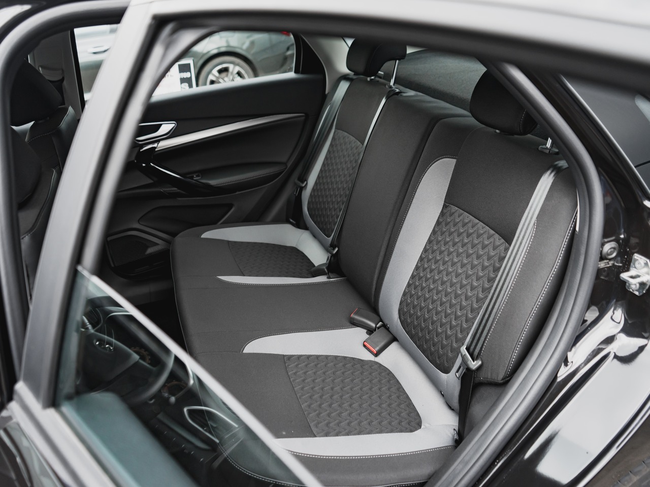 Легковой автотранспорт - Vesta SW 1.8 CVT (122 л.с.)