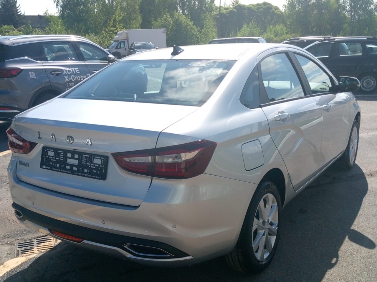 Легковой автотранспорт - LADA Vesta 1.6 CVT (106 л.с.)