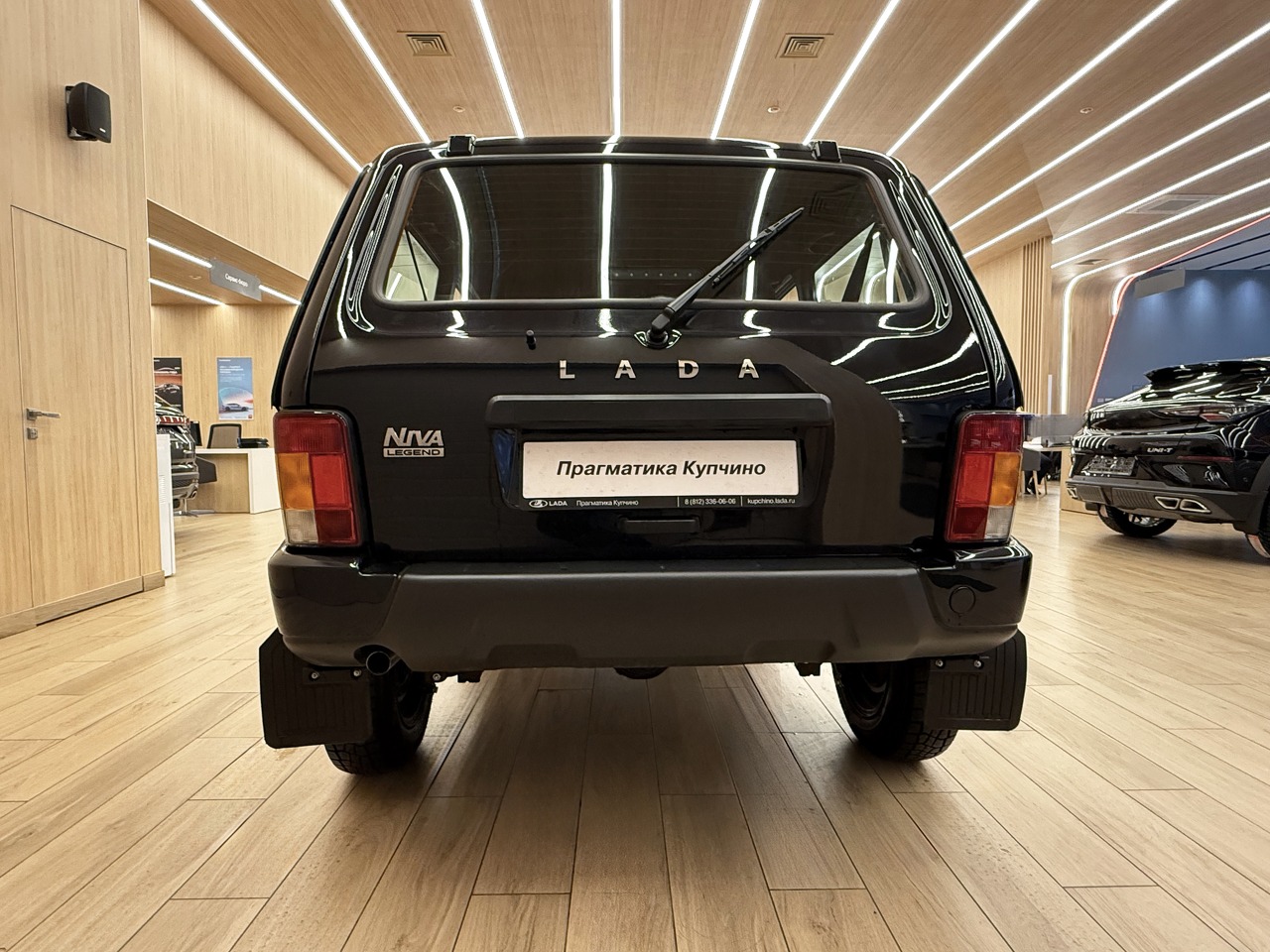 Легковой автотранспорт - LADA Niva Legend 1.7 MT (83 л.с.) 4WD