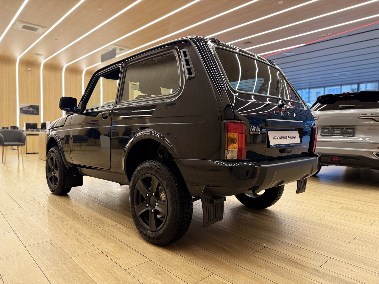 Легковой автотранспорт - LADA Niva Legend 1.7 MT (83 л.с.) 4WD