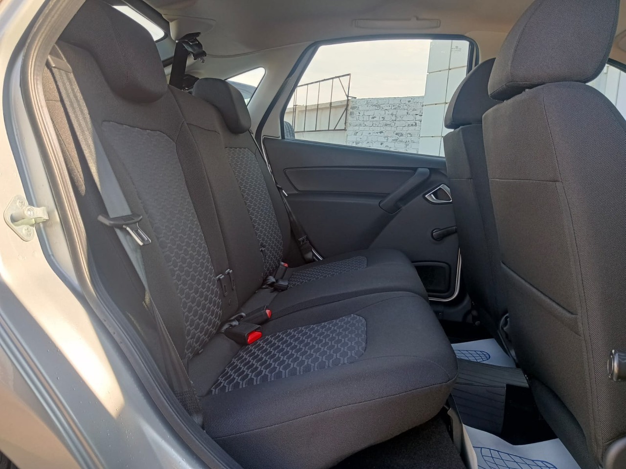 Легковой автотранспорт - LADA Granta 1.6 MT (90 л.с.)