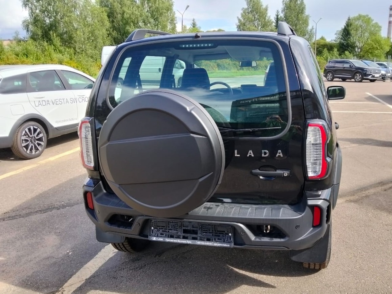 Легковой автотранспорт - LADA Niva Travel 1.7 MT (83 л.с.) 4WD