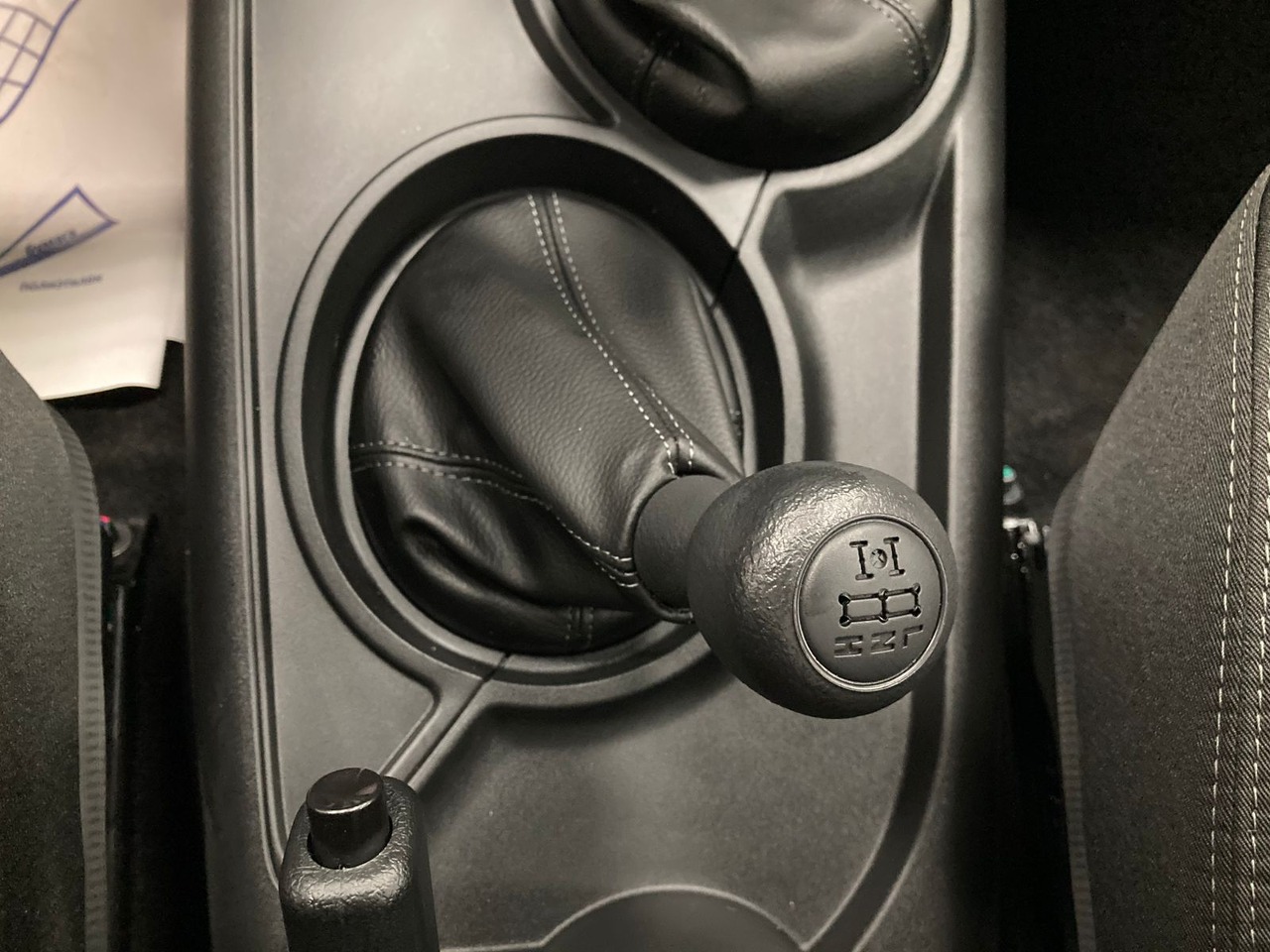 Легковой автотранспорт - LADA Niva Travel 1.7 MT (83 л.с.) 4WD