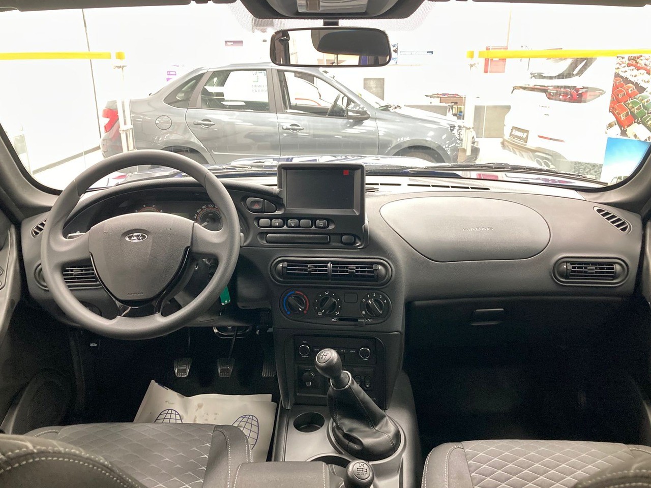 Легковой автотранспорт - LADA Niva Travel 1.7 MT (83 л.с.) 4WD